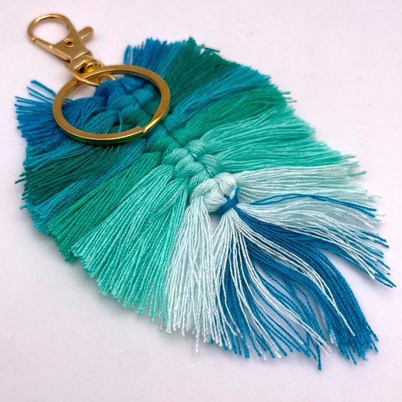 BOHO FRINGE | Handmade Aqua Blue Ombré | Bag Charm | Keychain (Brand New!) ✨ - Picture 4 of 10